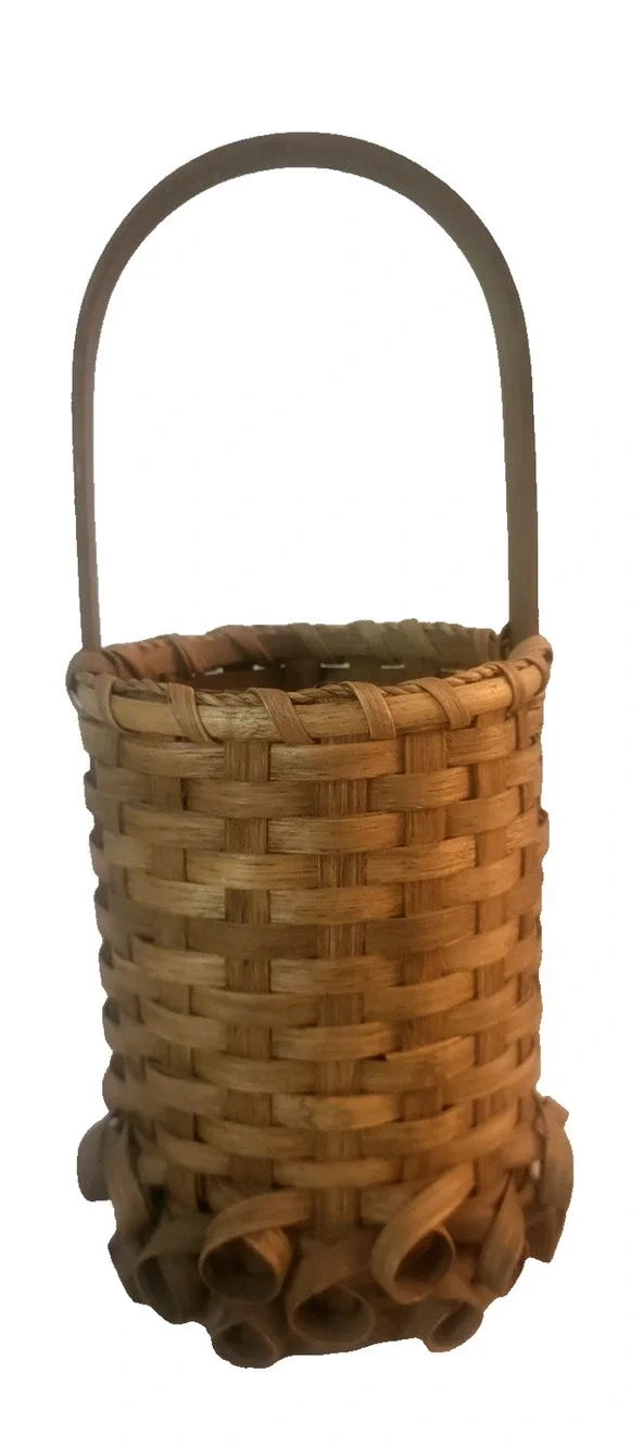Wicker Curly Q VTG Basket Porcupine Round Basket Decor 5.5